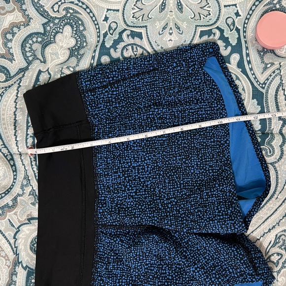Lululemon Run Times Short Bubbles Pipe Dream Blue Black / Black (Size 6) - Picture 15 of 15